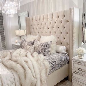 Meet your Posher, Margot